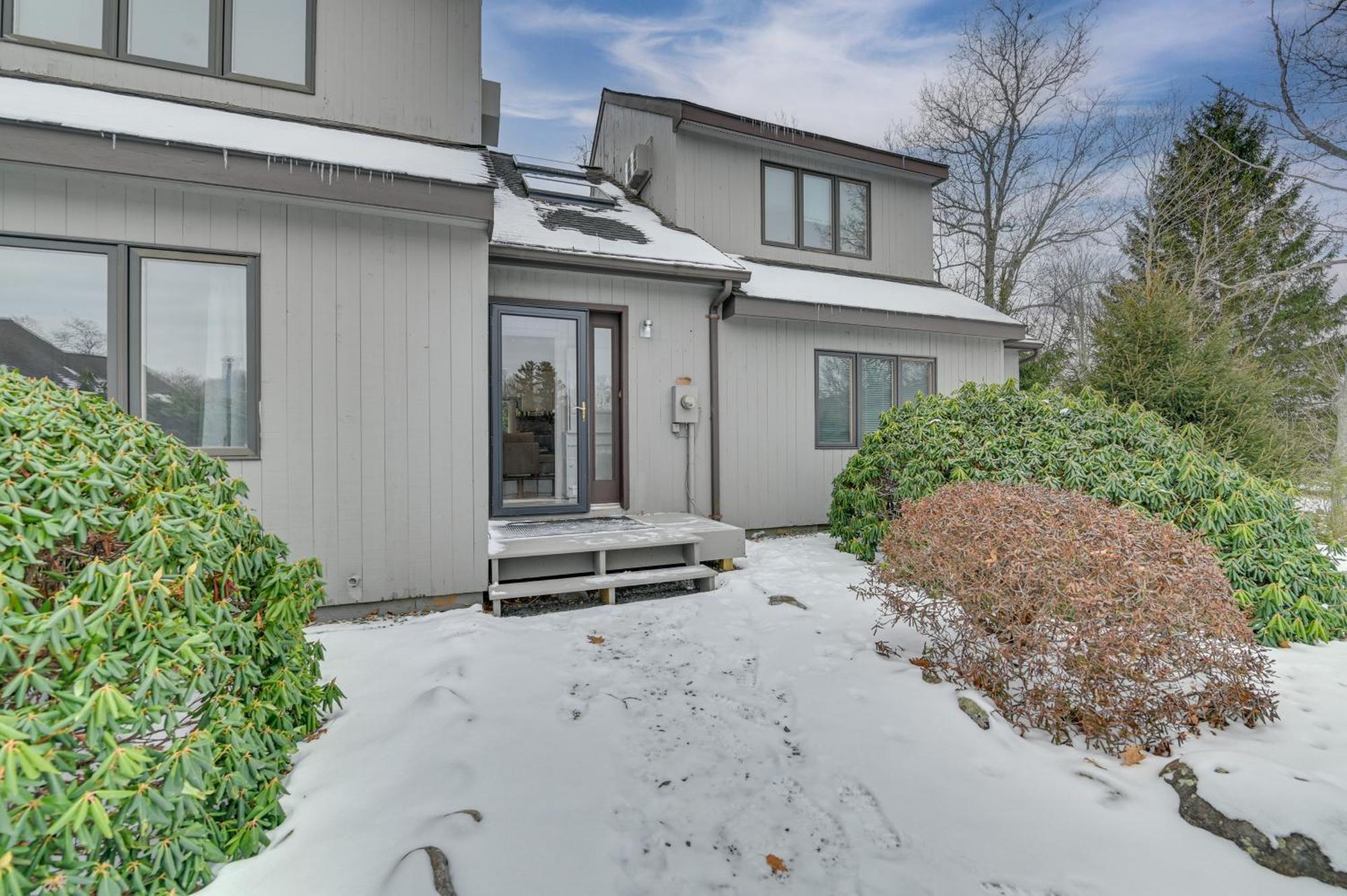 Walk To Ski Lift Family-Friendly Windham Townhome Экстерьер фото